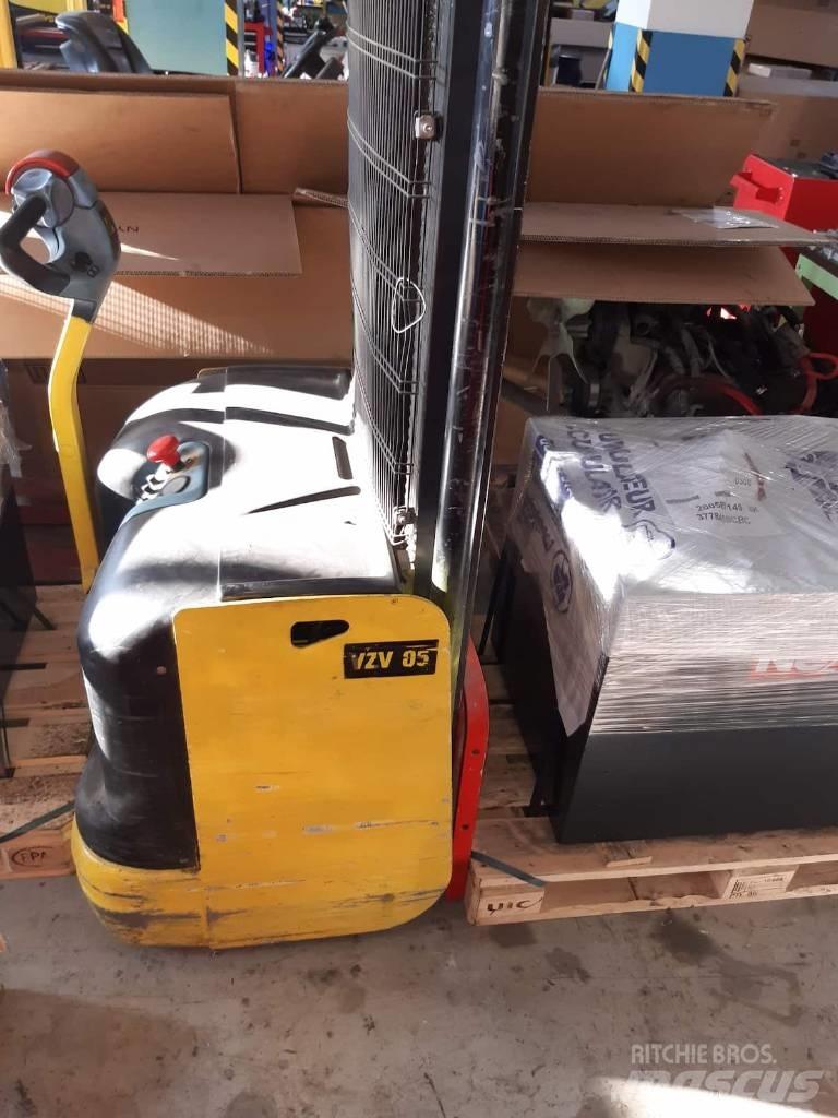 Hyster S 1.2 Transpaleta manuala