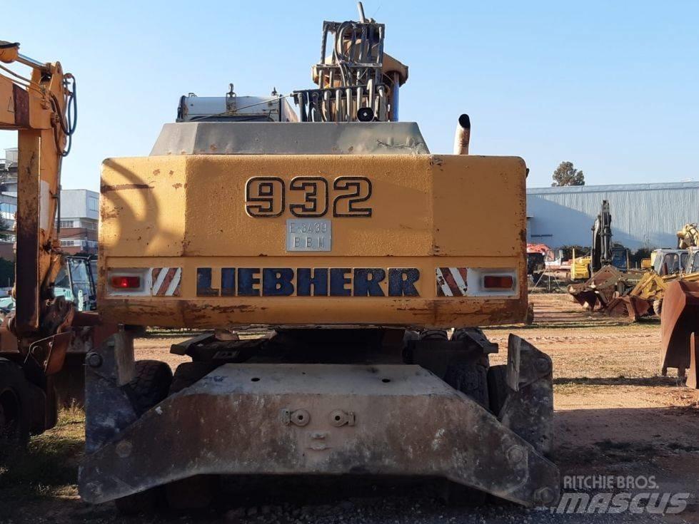 Liebherr A 932 Excavatoare cu roti