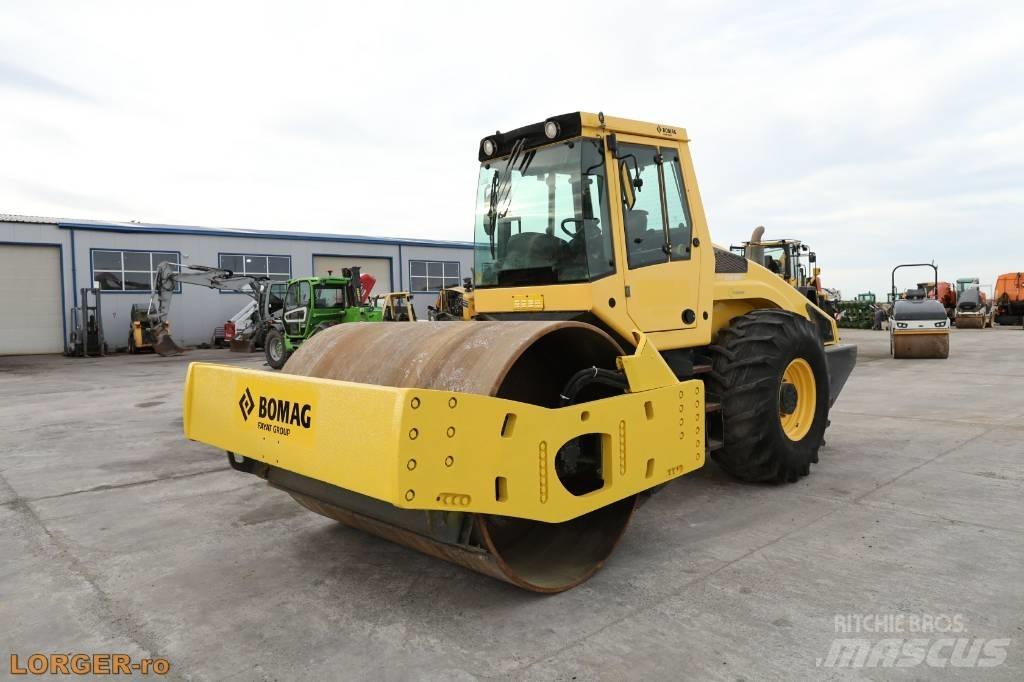 Bomag BW 216 D H-4 Compactoare monocilindrice