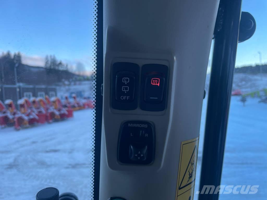 Massey Ferguson 7718 Tractoare