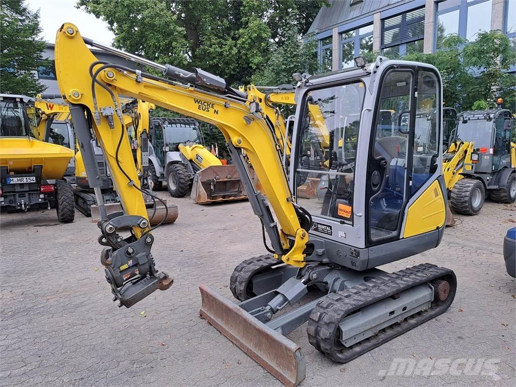 Wacker Neuson ET24 Excavatoare pe șenile
