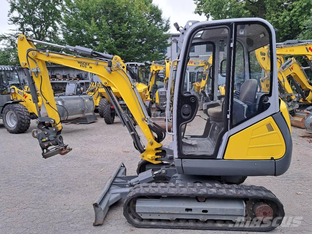 Wacker Neuson ET24 Excavatoare pe șenile
