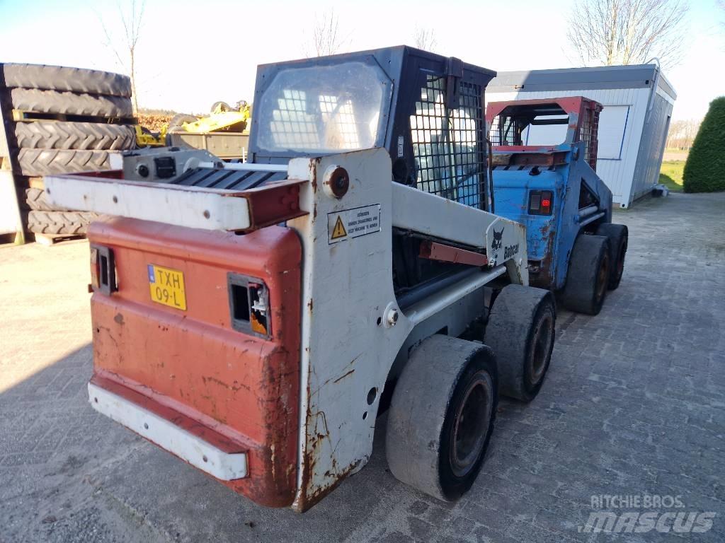 Bobcat 763 H.  2x Mini incarcator