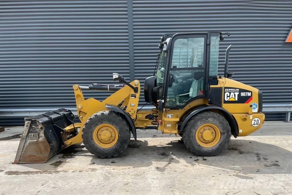 CAT 907M Incarcator pe pneuri