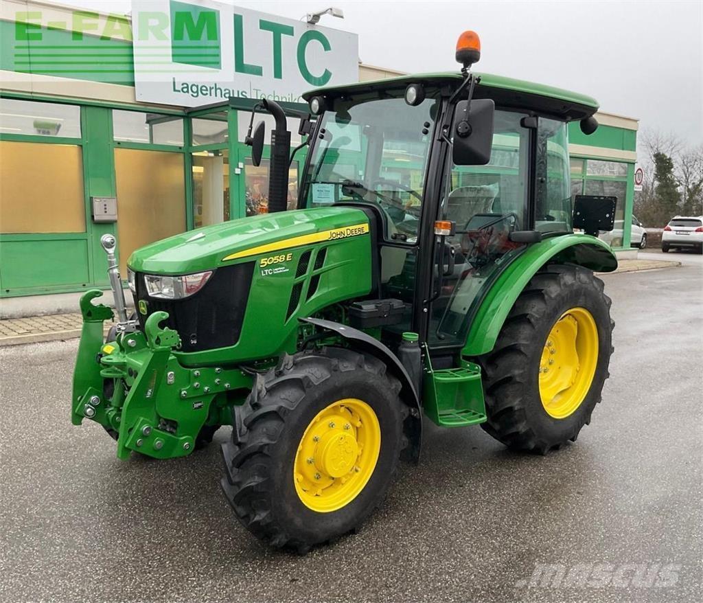 John Deere 5058E Tractoare