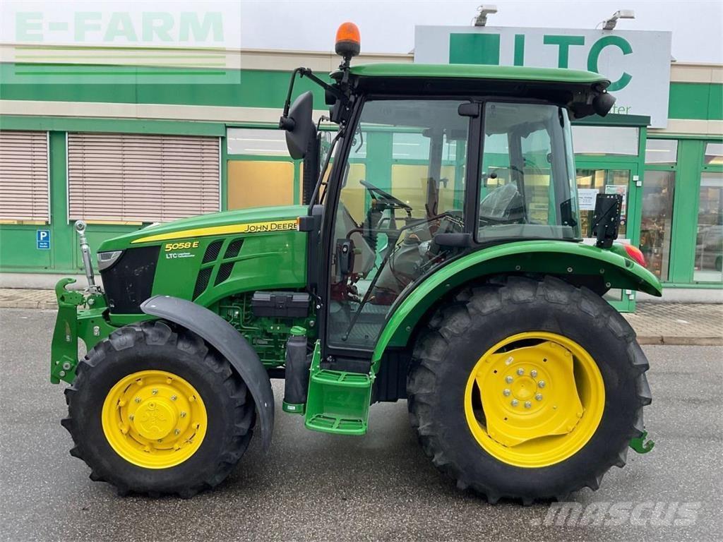 John Deere 5058E Tractoare