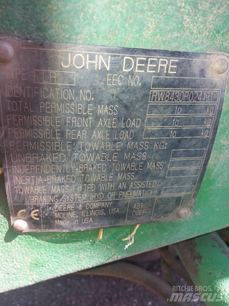John Deere 8430 Tractoare