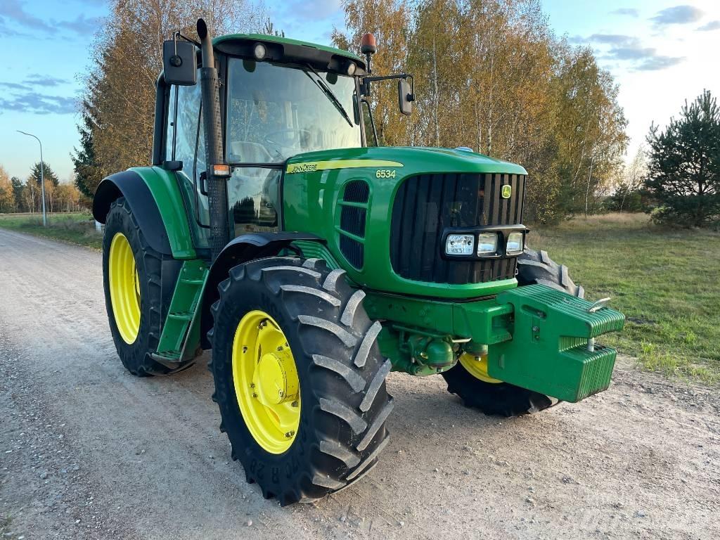 John Deere 6534 Tractoare