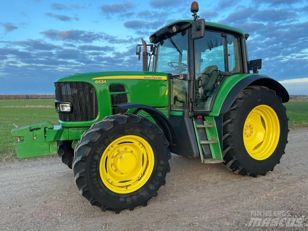 John Deere 6534 Tractoare