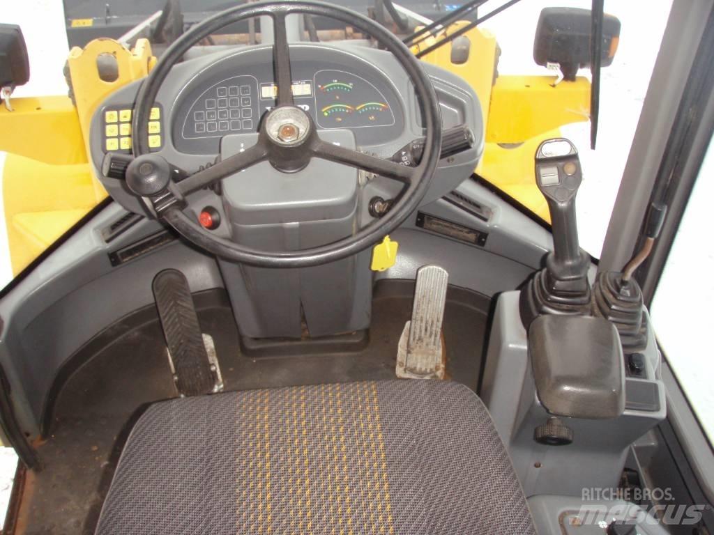 Volvo L 30 B Pro Incarcator pe pneuri
