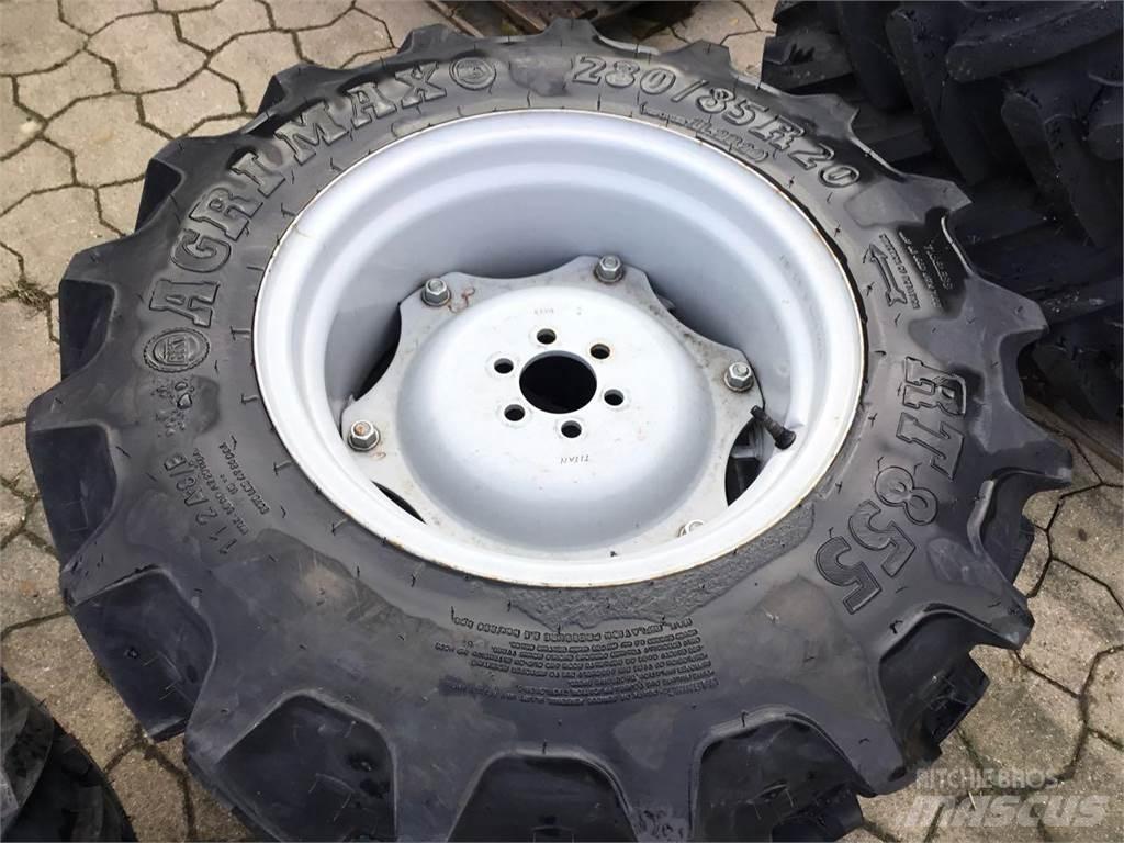 BKT 280/85R20 Roti