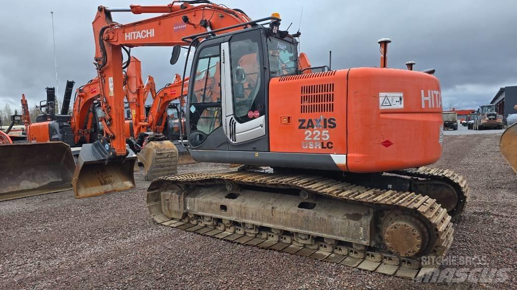 Hitachi ZX225USRLC-3 Excavatoare pe șenile
