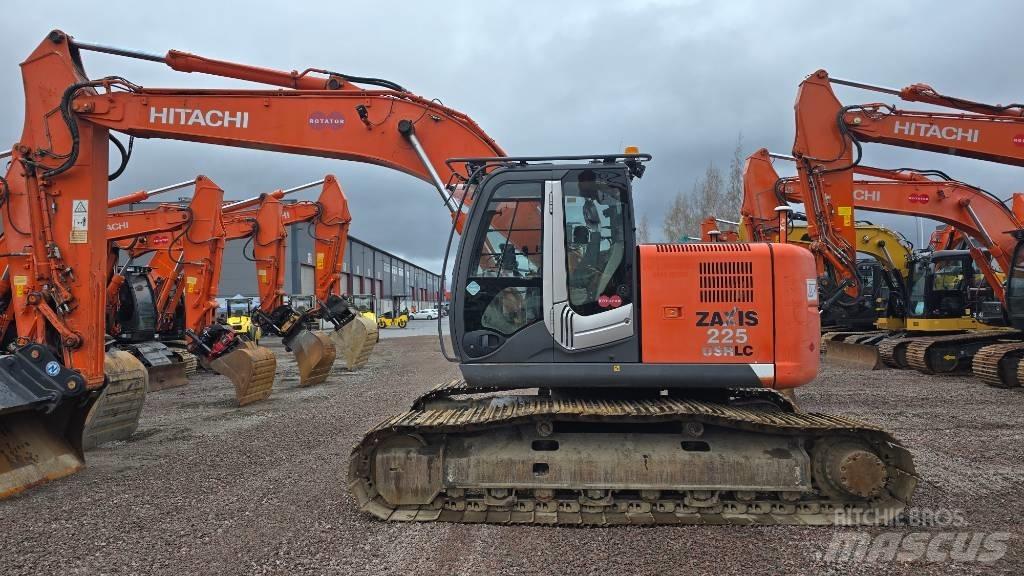 Hitachi ZX225USRLC-3 Excavatoare pe șenile
