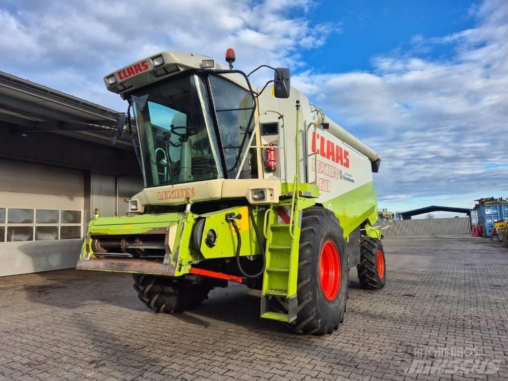 CLAAS Lexion 460 Combine de secerat
