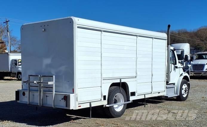 Freightliner M2 Camioane transport bauturi