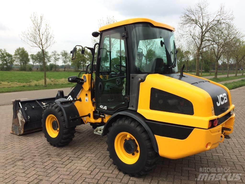 JCB 406 Incarcator pe pneuri