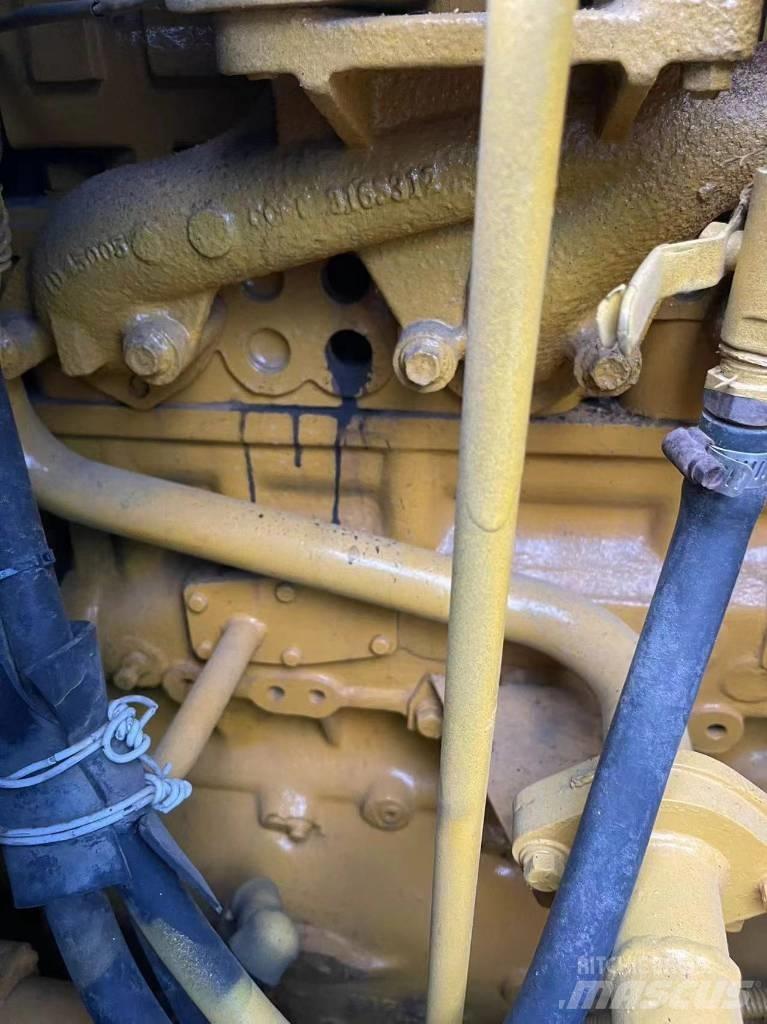 CAT D5N Buldozere pe senile