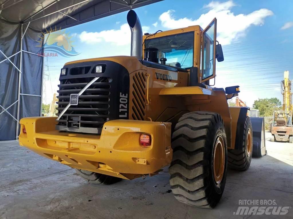 Volvo L 120 E Incarcator pe pneuri