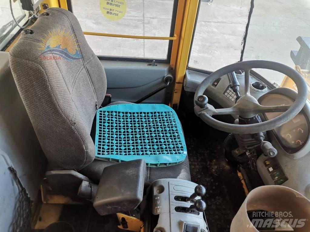 Volvo L 120 E Incarcator pe pneuri