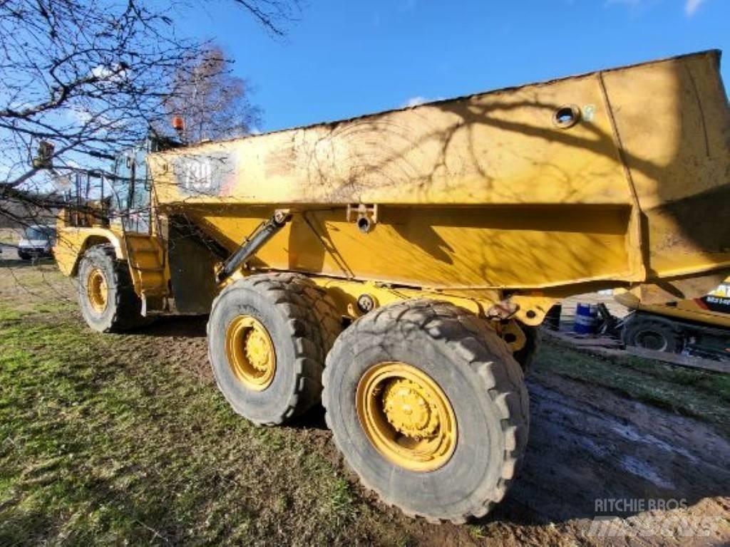 CAT 730 Transportoare articulate