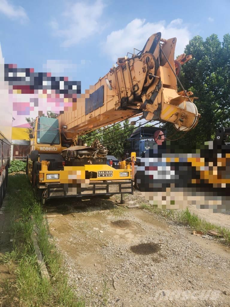 Kobelco RK500 Macara teren accidentat