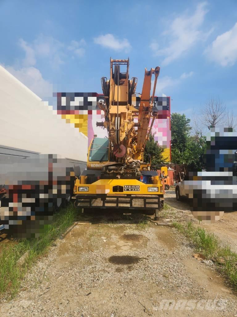 Kobelco RK500 Macara teren accidentat