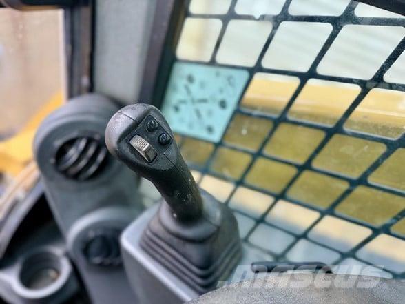 CAT 299D3 XE Mini incarcator