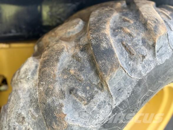 CAT 420D IT Buldoexcavatoare