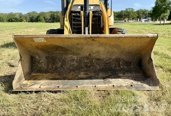 CAT 420F2 Buldoexcavatoare