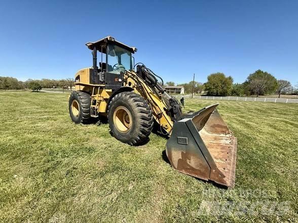CAT 924G Incarcator pe pneuri