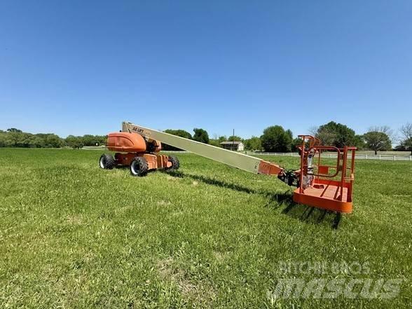 JLG 800S Nacele cu brat telescopic