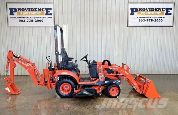 Kubota BX23 Buldoexcavatoare
