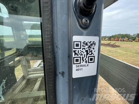 Kubota KX057-4 Cabine si interior