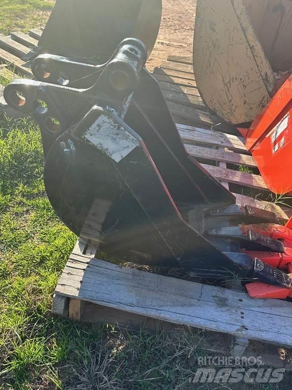 Kubota L5415A Pistoane
