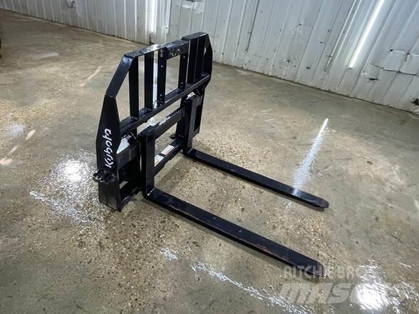 Kubota PFL4648 Furci