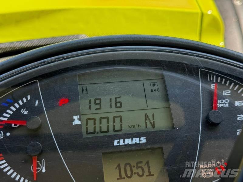 CLAAS AXION 870 Tractoare