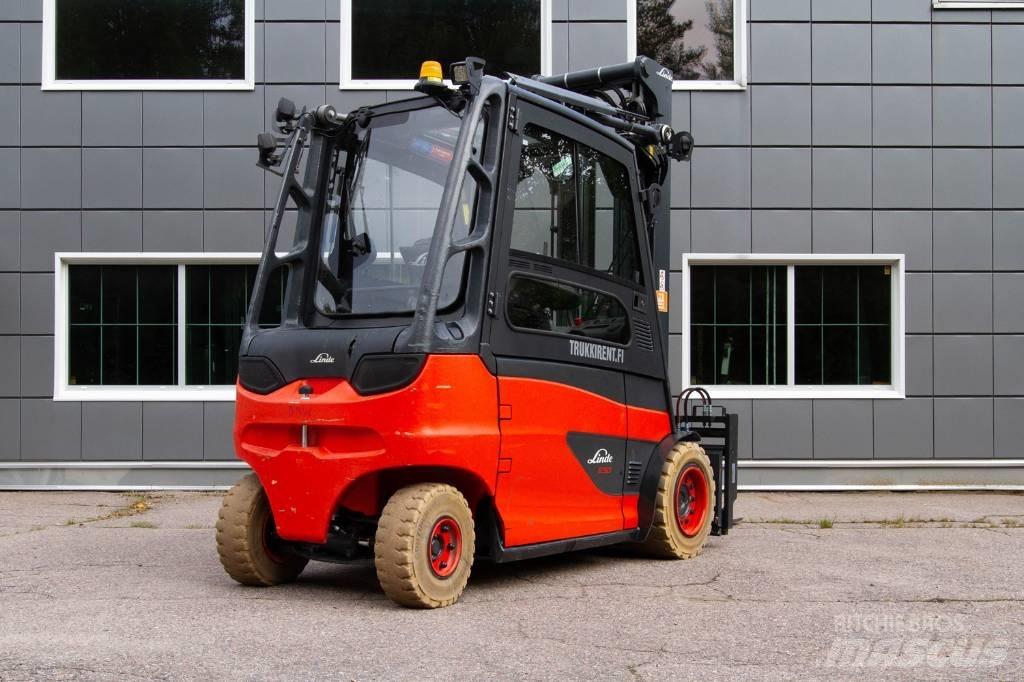 Linde E50HL-01 Stivuitor electric