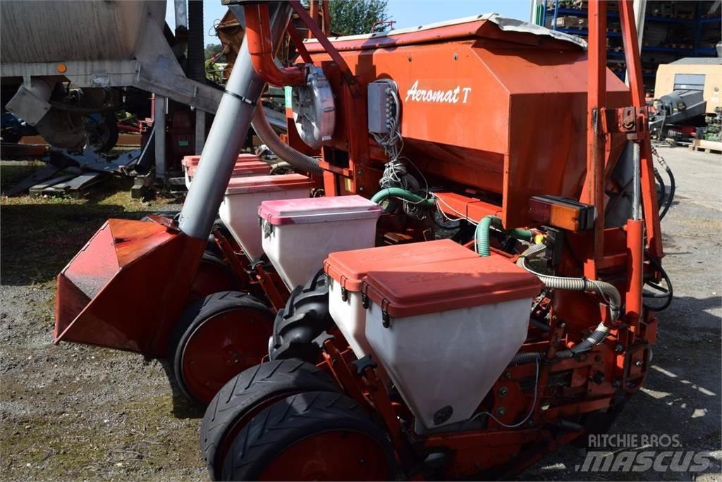 Becker Aeromat T6Z Masini cu insamantare precisa