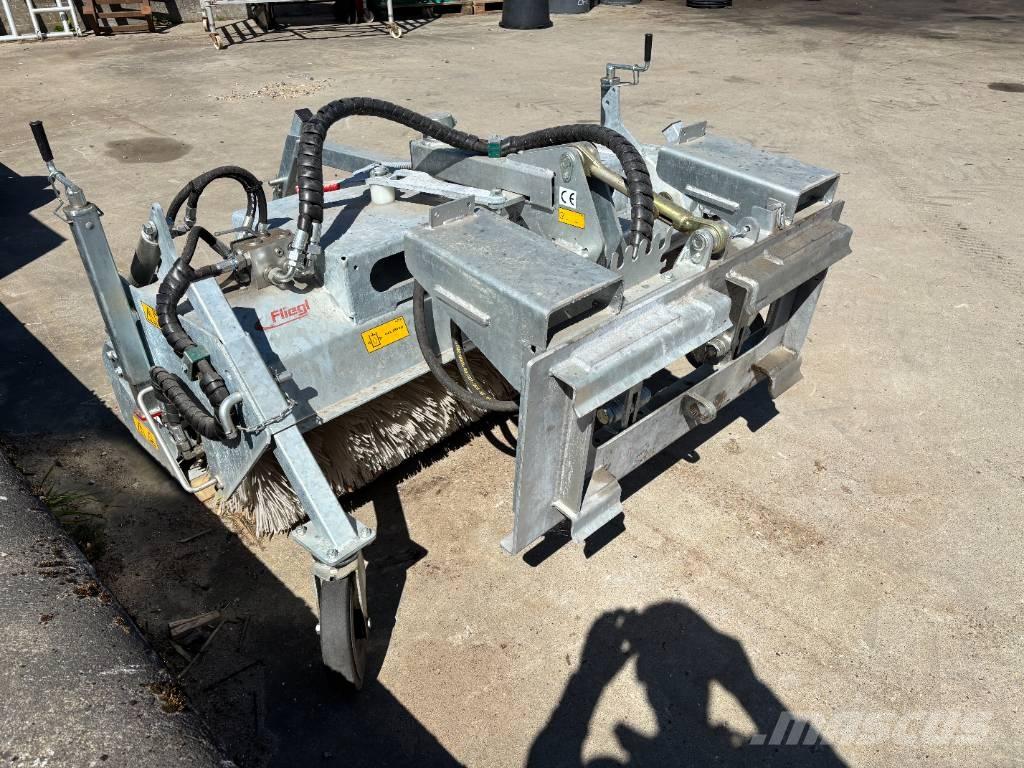Fliegl Fejekost Alte accesorii tractor