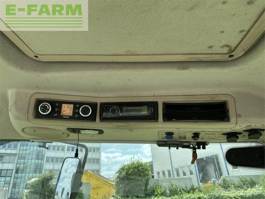 Fendt 718 vario Tractoare