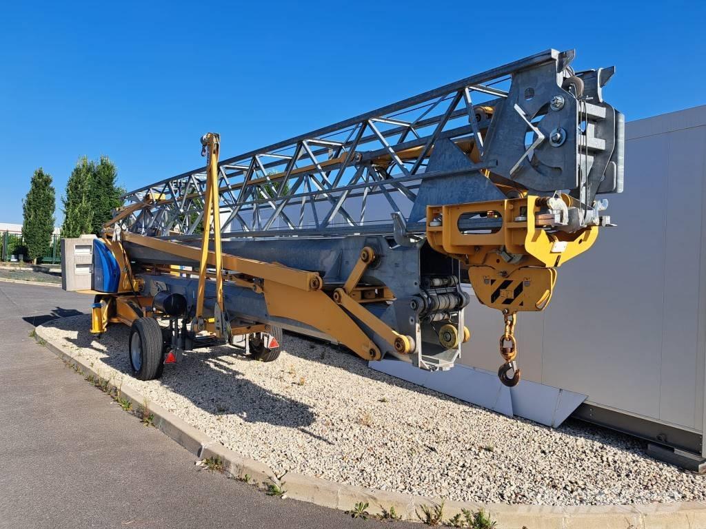 Potain IGO 15 Self erecting cranes