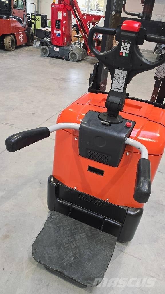BT SPE 200 D Transpaleta manuala