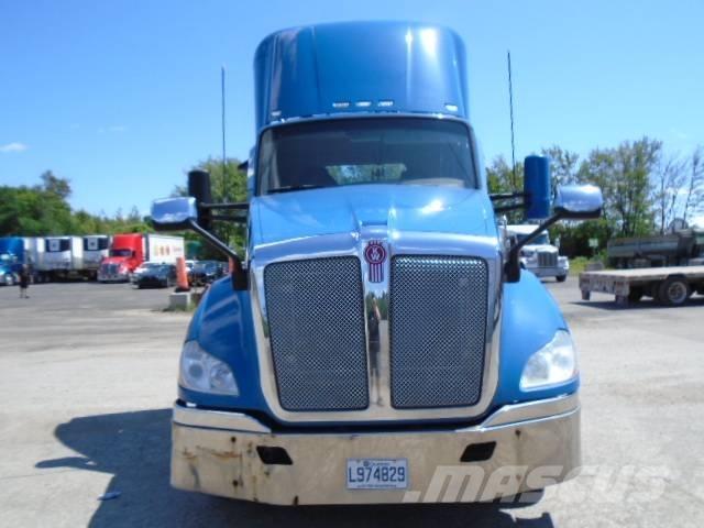 Kenworth T 680 Autotractoare