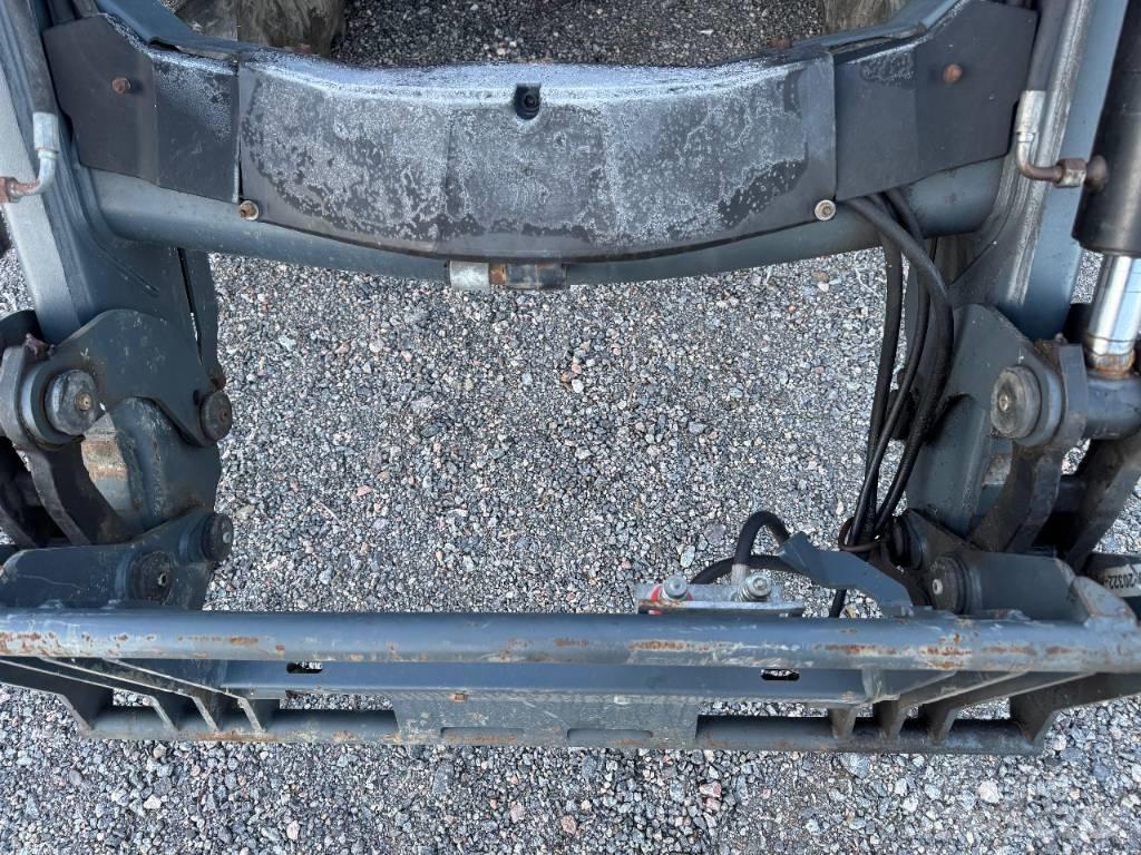 Valtra N163 Direct Tractoare
