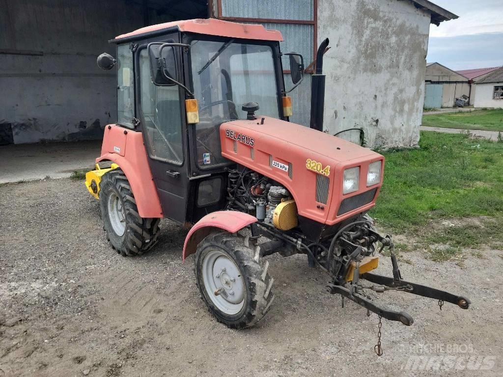 Belarus 320.4 Tractoare