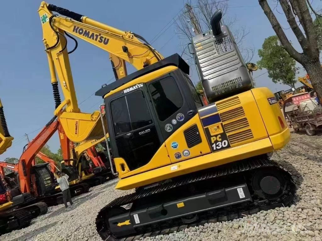 Komatsu PC 130 Excavatoare pe șenile
