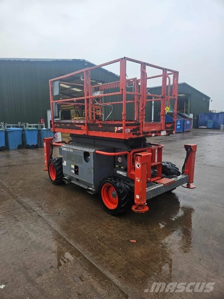 SkyJack 6832RT Platforme foarfeca