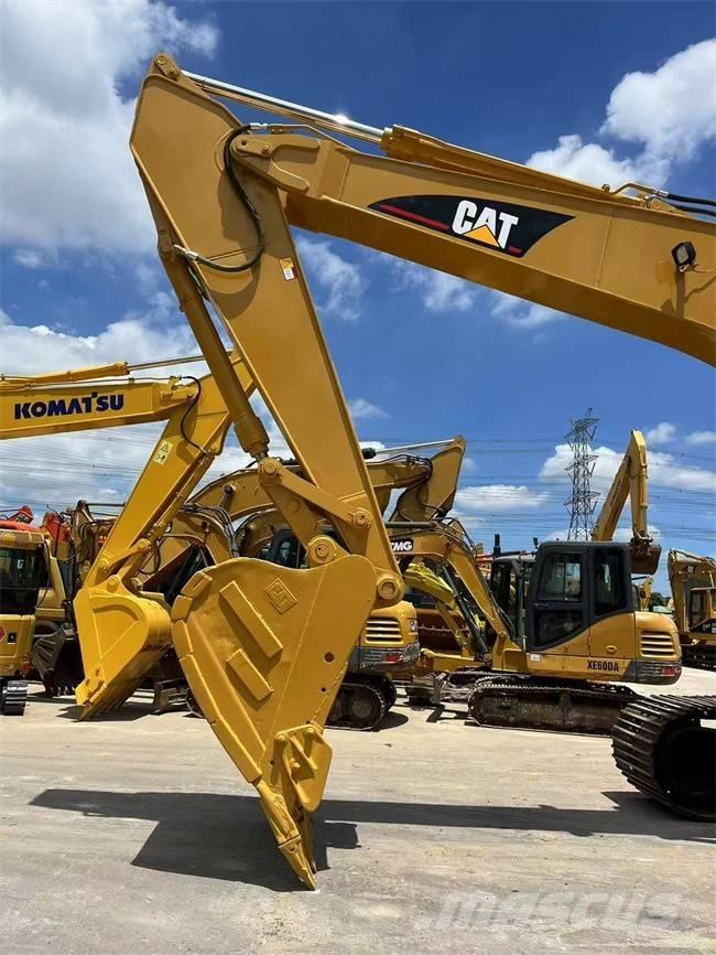 CAT 325 CL Excavatoare pe șenile
