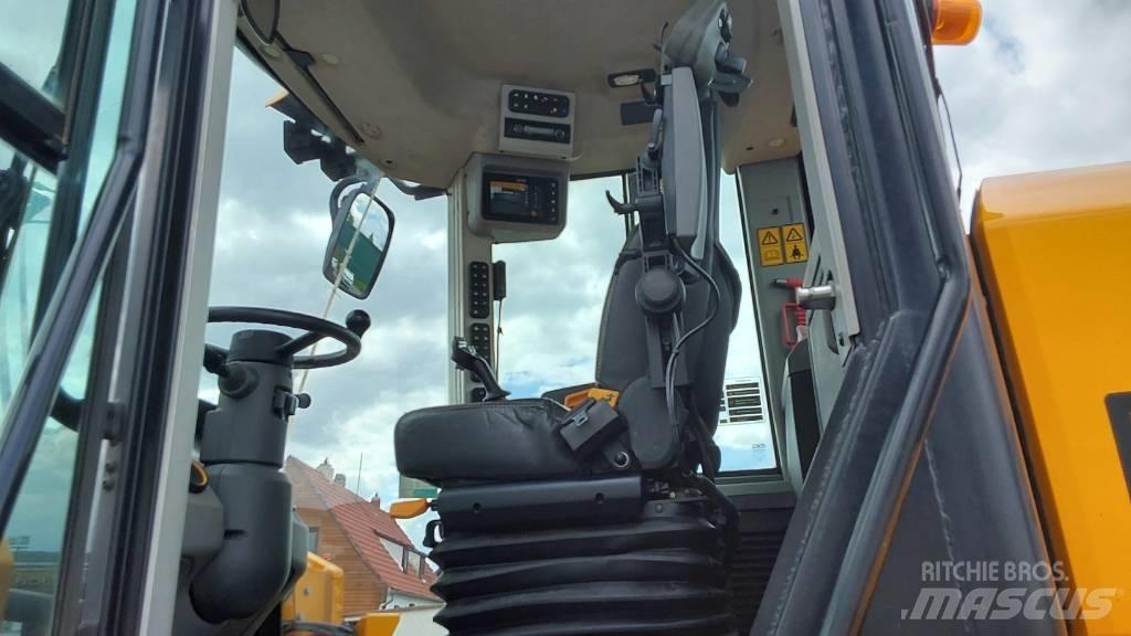 JCB 437 ZX Incarcator pe pneuri