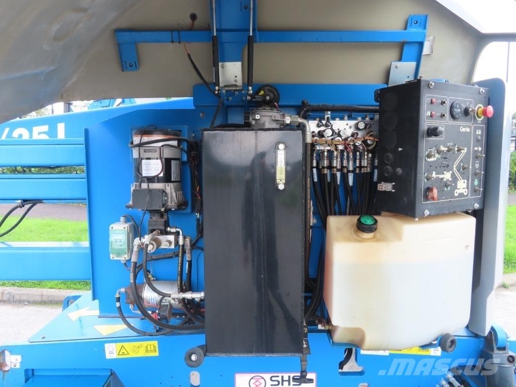 Genie Z 45 Nacele cu brat articulat